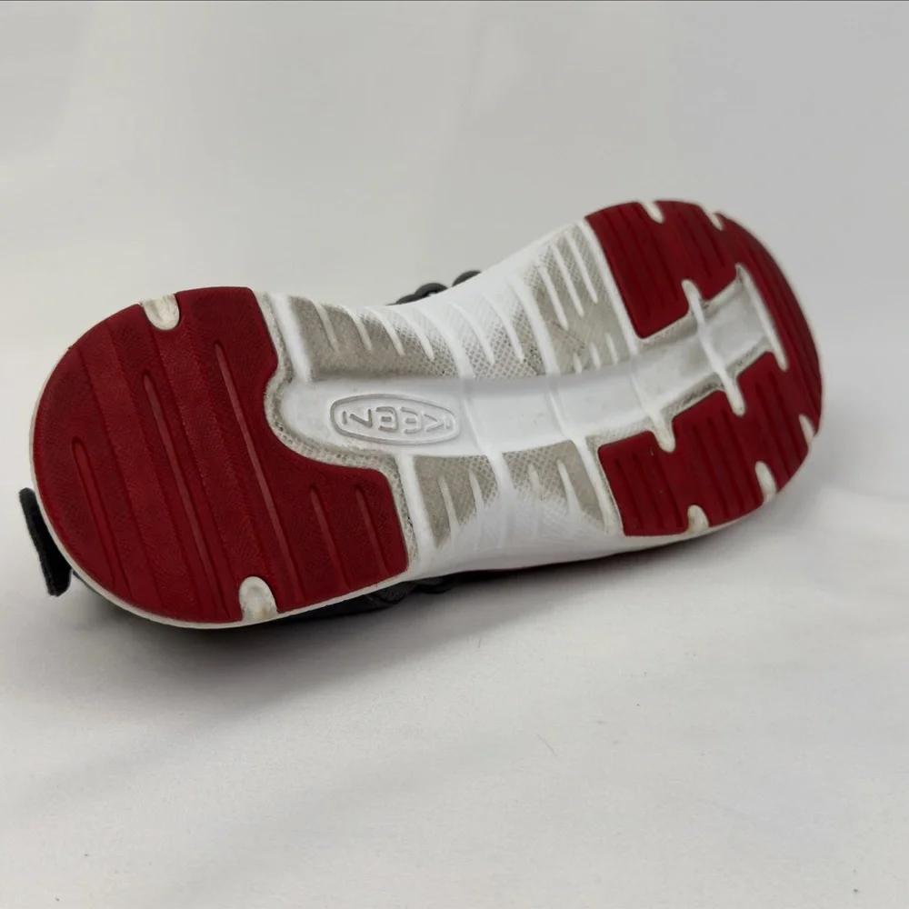 KEEN Uneek O2 Gray Red Woven Sneaker Sandals Youth Sz 5 EU 37 Gorpcore